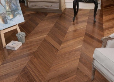 Современный вид покрытия из дуба.&nbsp;Защитное покрытие сохраняет поверхность древесины, придает ей лучшие характеристики.
